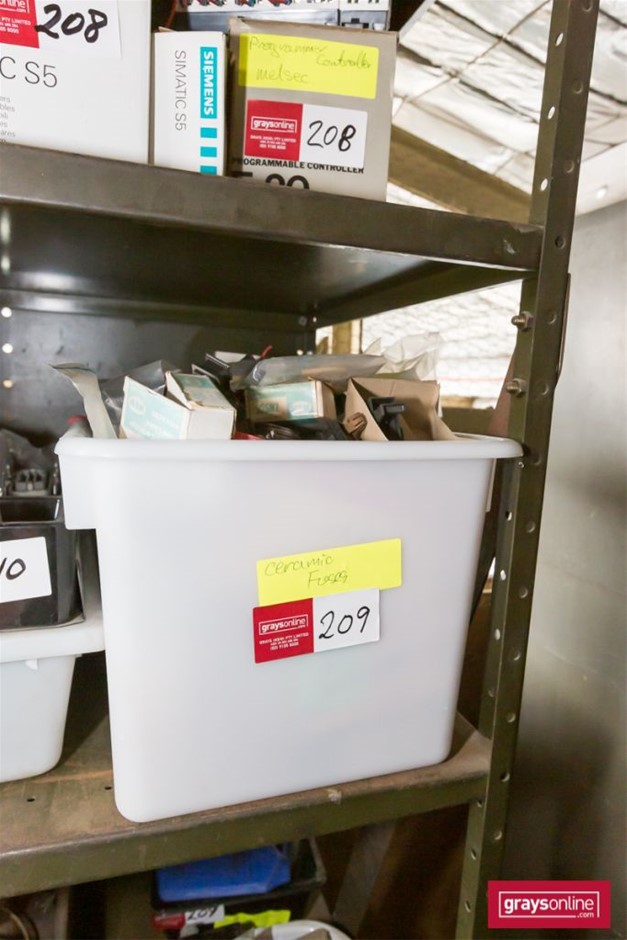 Wolf Blass Red Label Sauvignon Blanc (6x 750mL). Current Vintage Release.