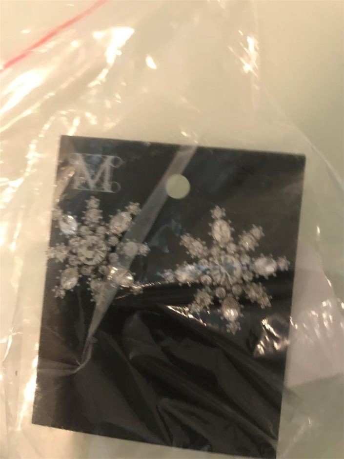 One Loose Diamond, 2.76ct in Total