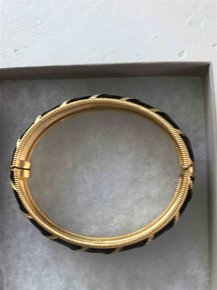 Approx. 32 x MEELUNIE World Flower Potato Starch 25kg  bags