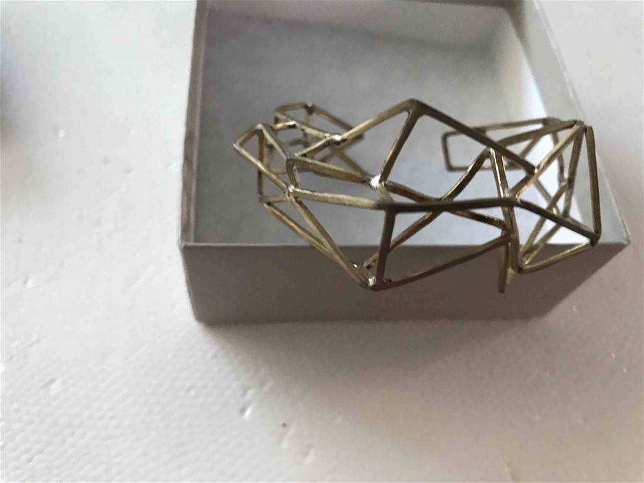 Approx. 32 x MEELUNIE World Flower Potato Starch 25kg  bags