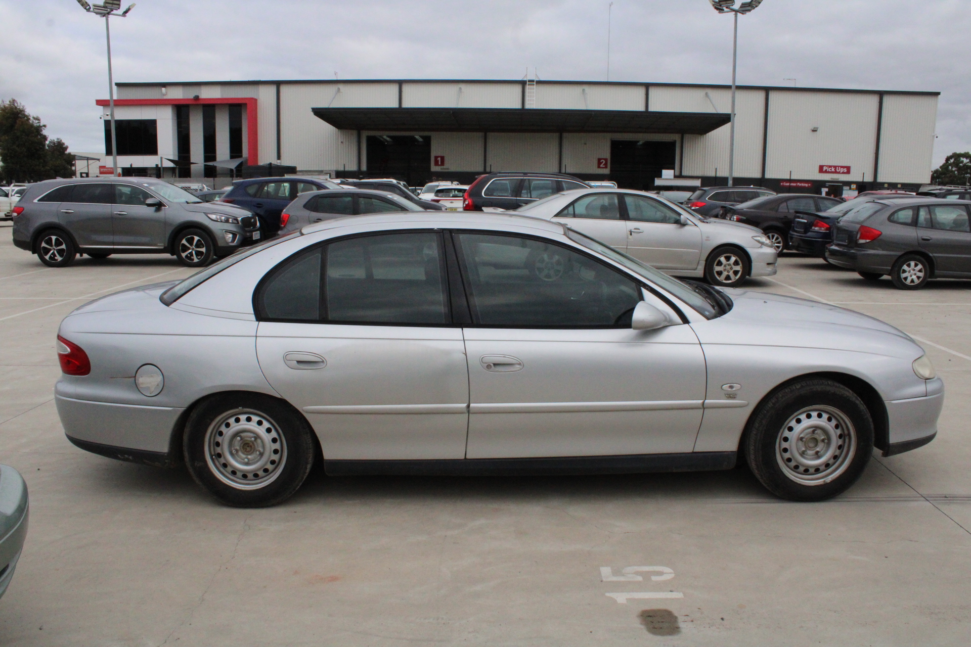Designer Simulated Diamond Tennis Bracelet in Silver
