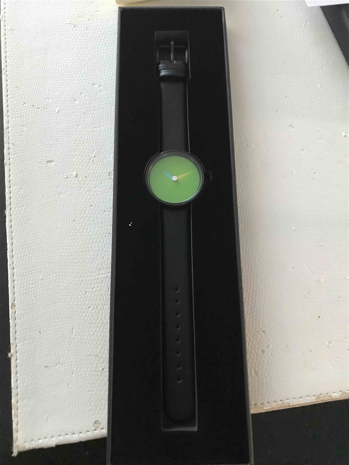 Vial full of Gold Leaf/Flake