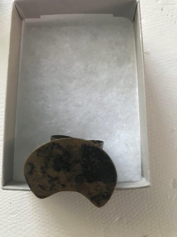 Bulk items, gold diamonds, silver coins