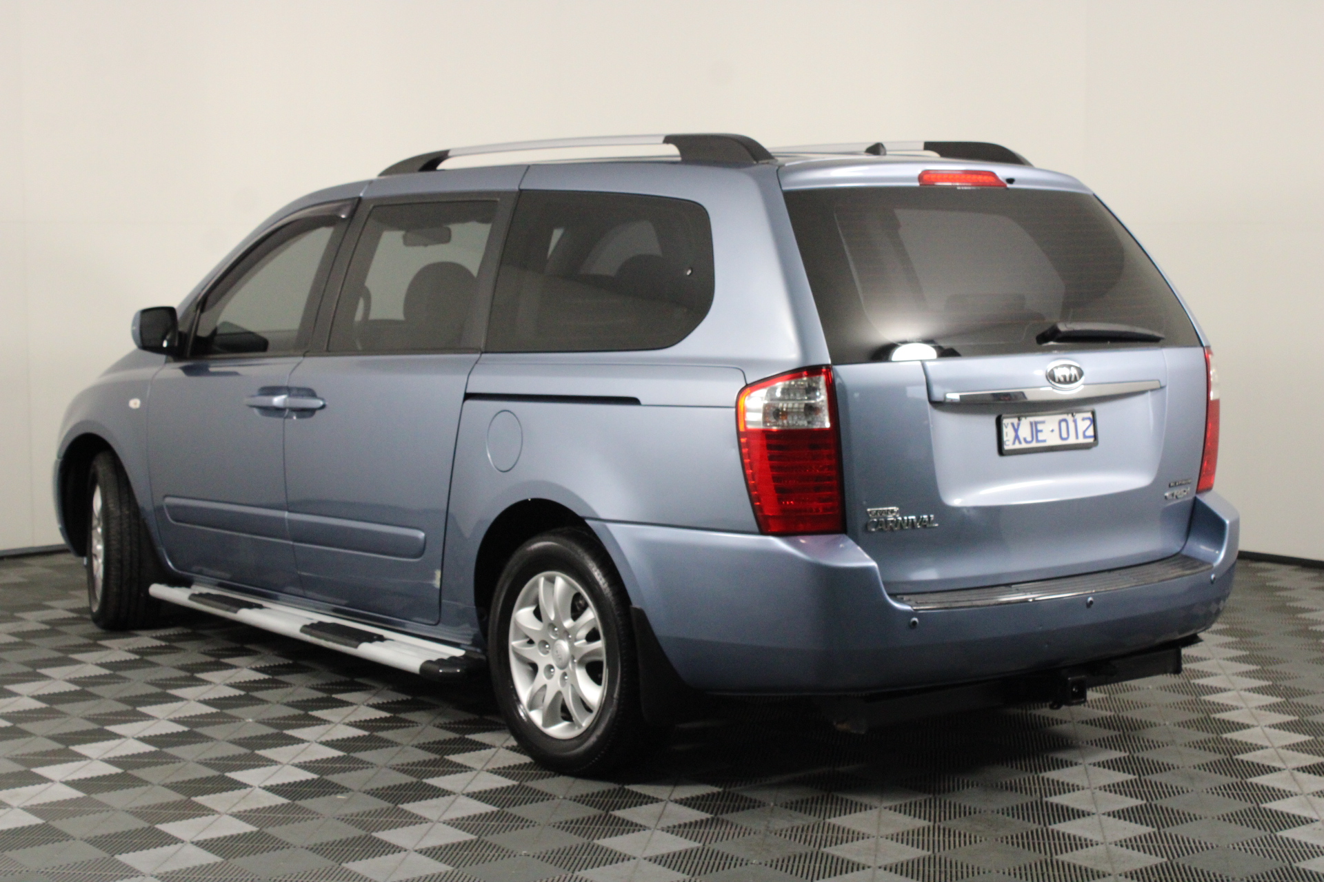 1/10 Oz 999.5 Silver Red Kangaroo & Joey 2025 Australian Bullion Merchants