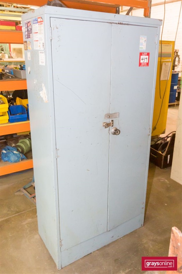 CAT CJ1000DXTAU Professional Power Station Jump Starter