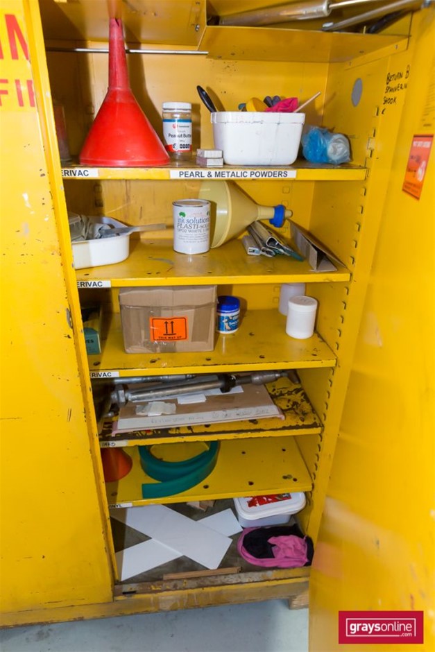 BIJ'OR - Genuine Grey Freshwater Pearl Classic Swirl Stud Earrings, RRP $59