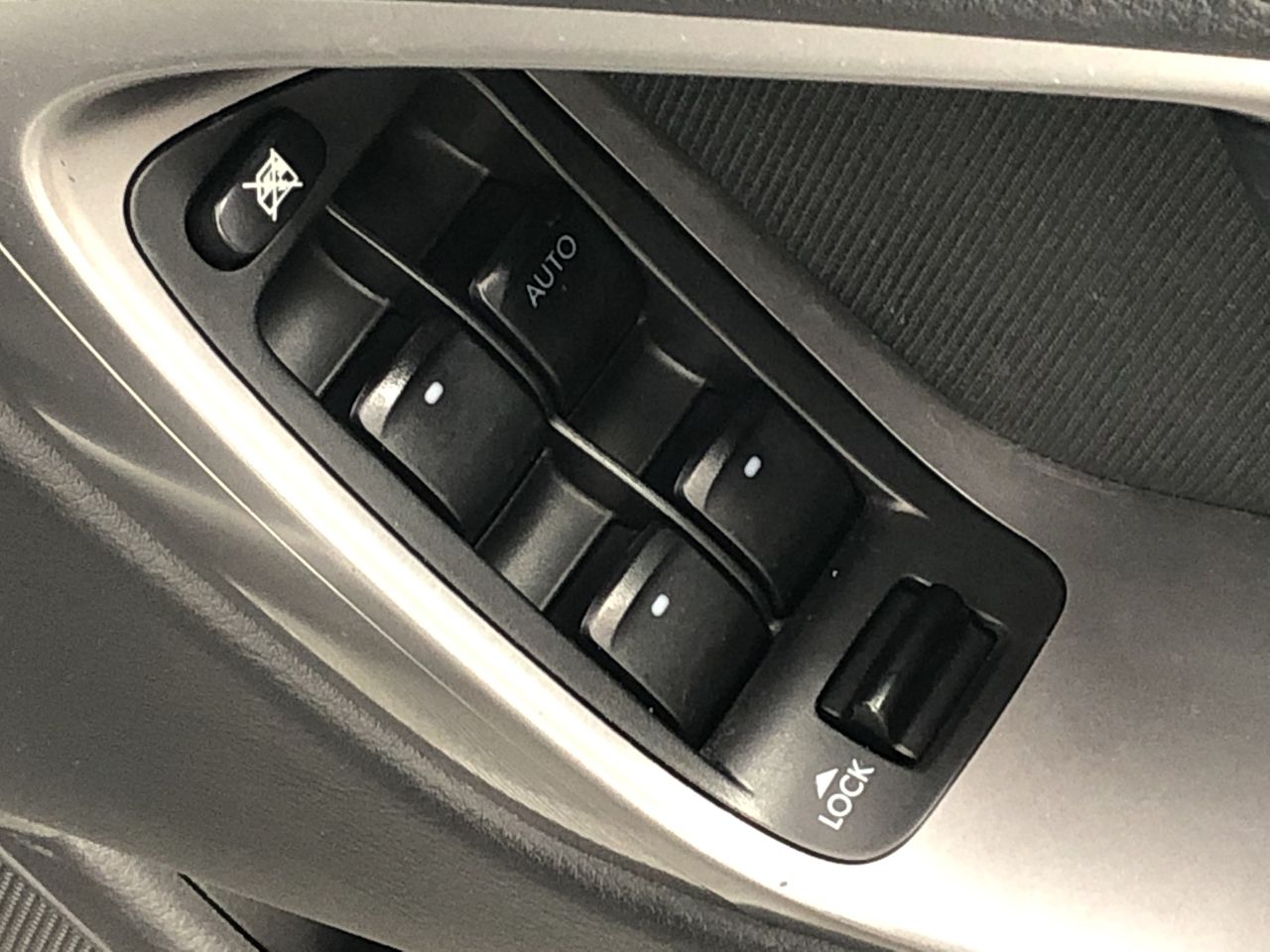 BIJ'OR - Purple Pearl Oval Statement Stud Earrings RRP $59