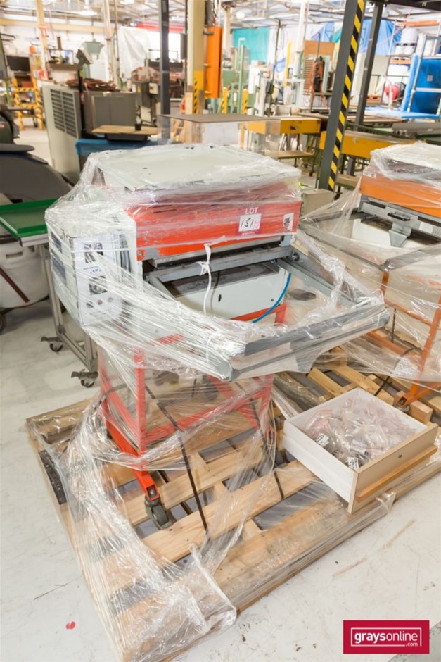 1/100-Ounce Scottdale gold bar and 1 gram silver Germania bar x 2