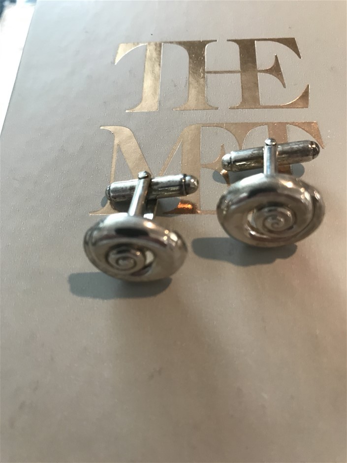 GBC MB230E Electric Binding Machine Model: MB230E