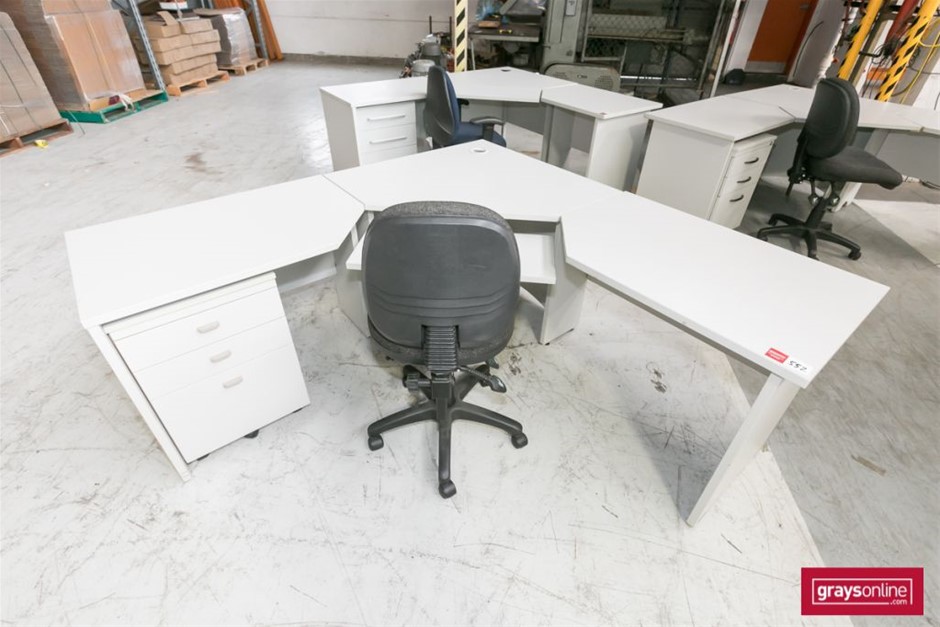 3.46 Carats Green Emerald