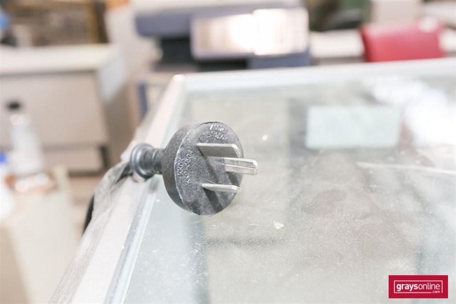 The Hero Preservative Free Pinot Noir (6x 750mL)