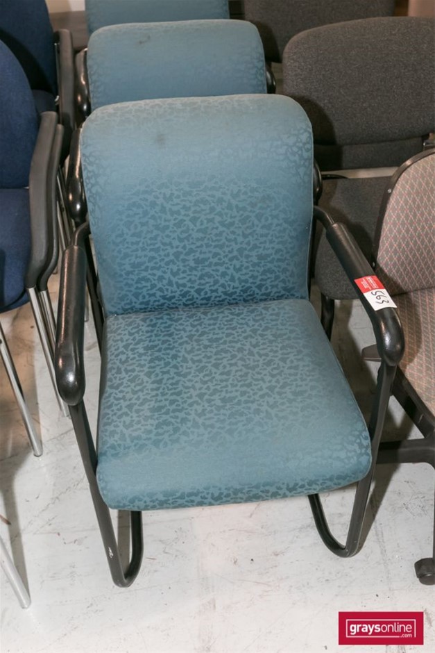 St Huberts The Stag Pinot Grigio (6x 750mL).