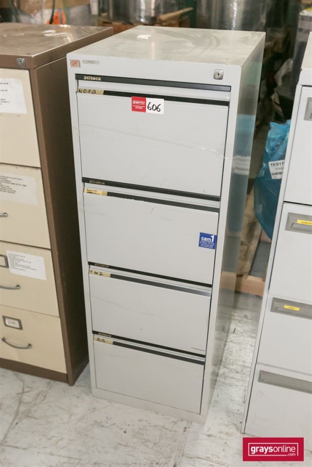 Large Work bench (Unused)