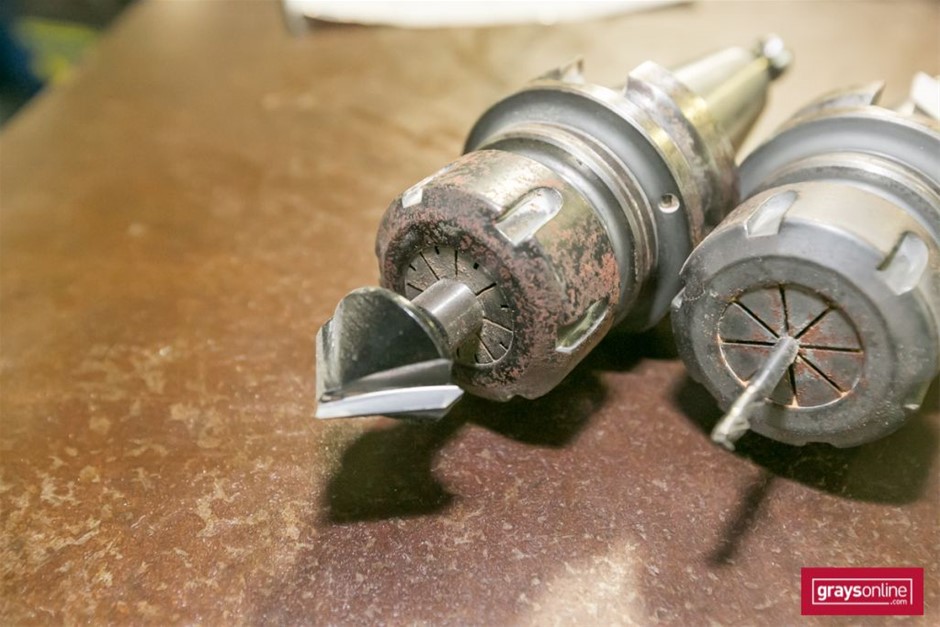 VAUGHAN Digital Infrared Thermometer, Blue, Model 050208CCI. NB: Damaged pa