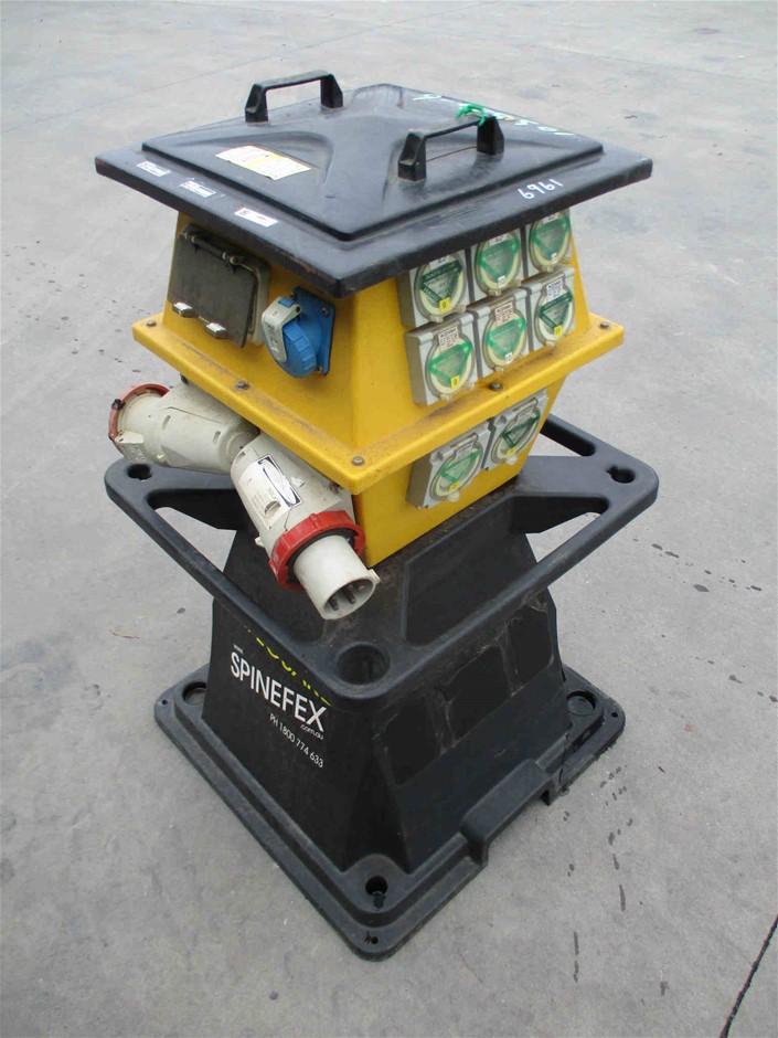 Lifeguard 17 Distribution Power Board Auction (00063017186) Grays