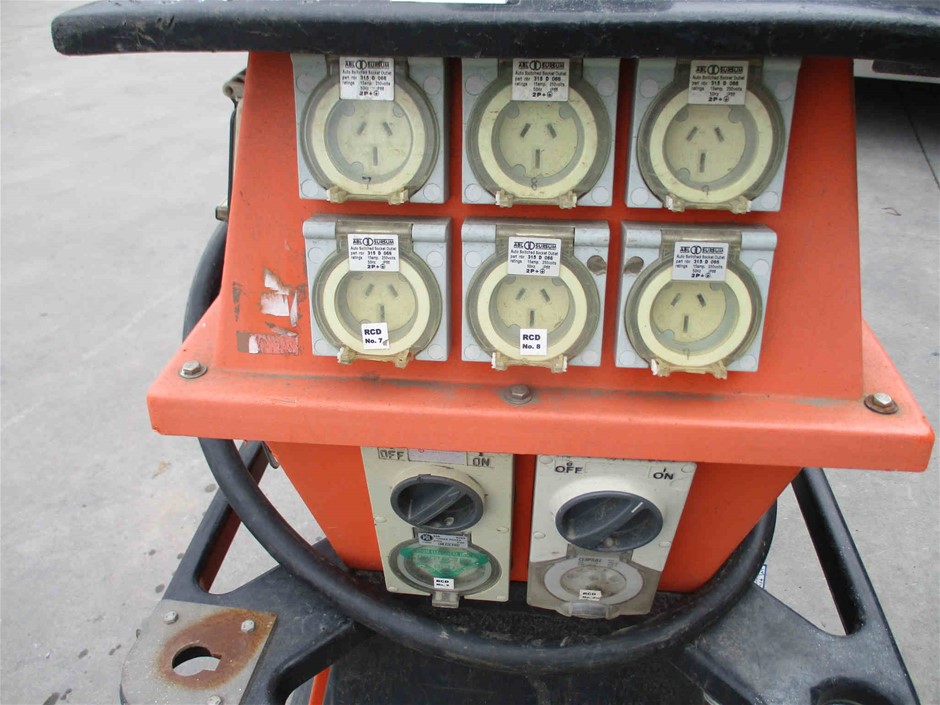 Lifeguard 17 Distribution Power Board Auction (00073017186) Grays