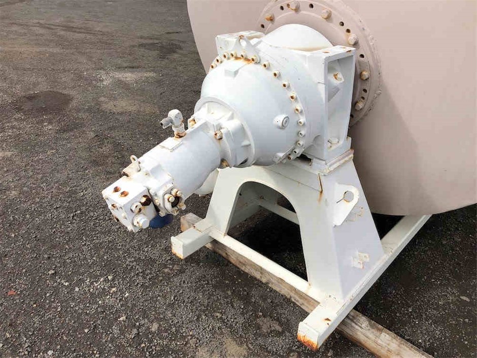 DE'LONGHI Essenza Mini Coffee Machine, Includes Coffee Pods, White. NB: Has