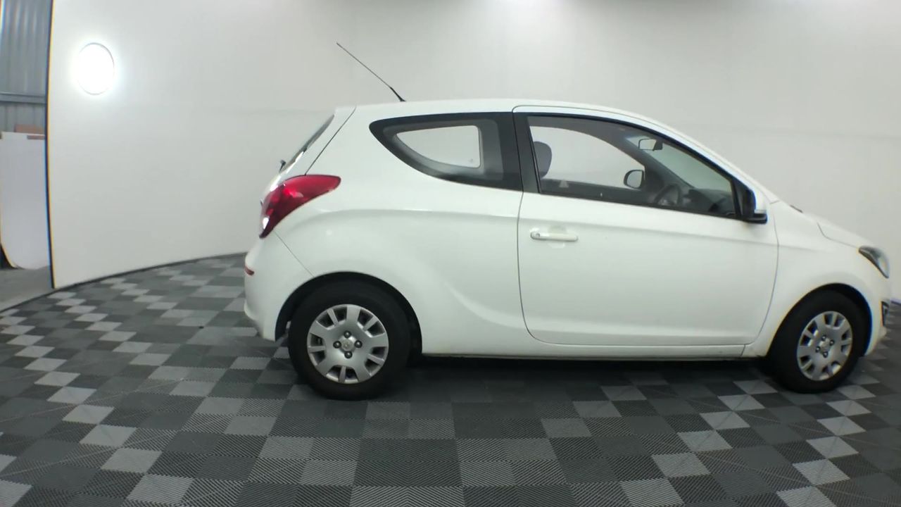 4 Packs Of Cable Ties Each 100pcs, Size 7.2 x 250mm, Black.