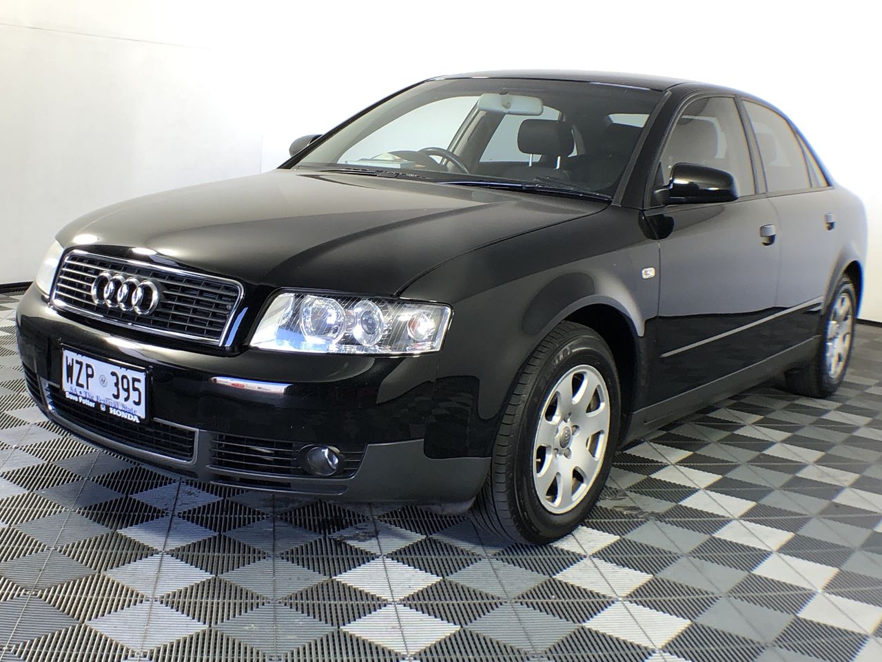 1990 Australia - 5 Dollar Coin - ANZAC Queen Elizabeth II-UNC