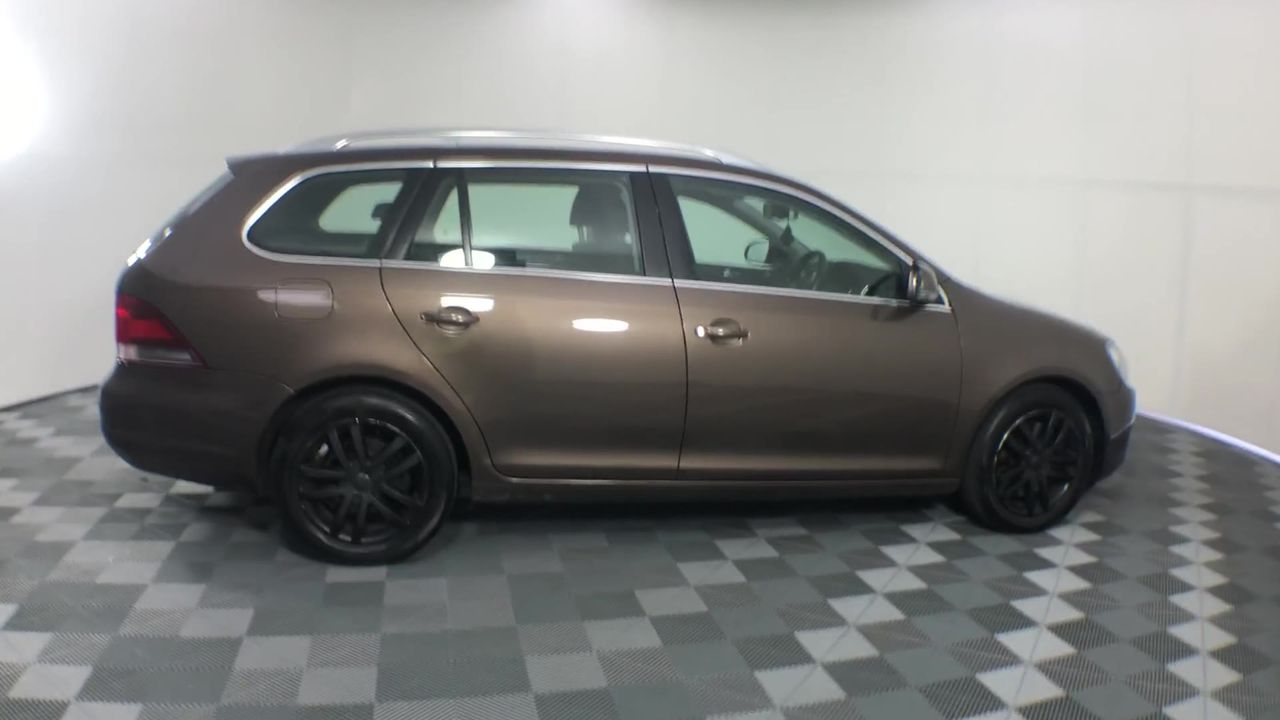 Designer Black Love heart Necklace & Earring Set in Silver