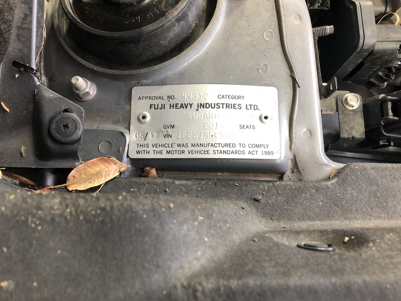 <p>2002 Mercedes Benz Atego 2328 6 x 2 Beavertail Truck</p>