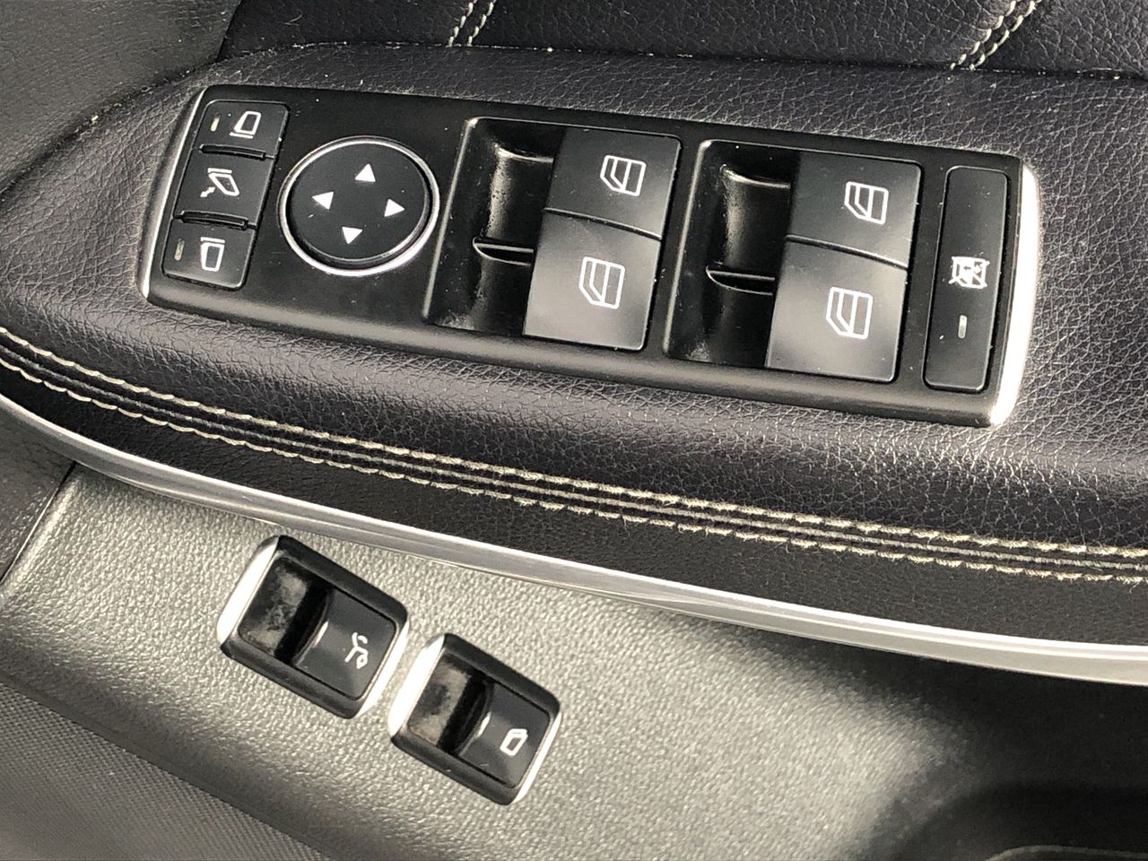 The Bowler Cleanskin Moscato 2024 (12x 750mL) SA