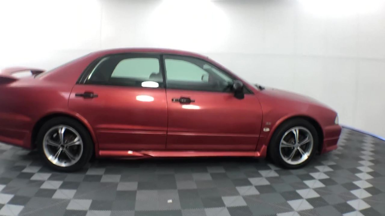 <p>2015 Isuzu  NPR 200 Medium Sitec 155 Series III 4 x 2 Pantech Truck</p>