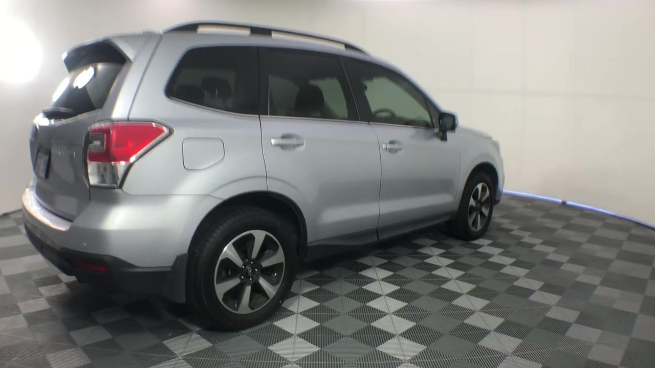 2022 Queen Elizabeth Platinum Jubilee Gold plated Medallion