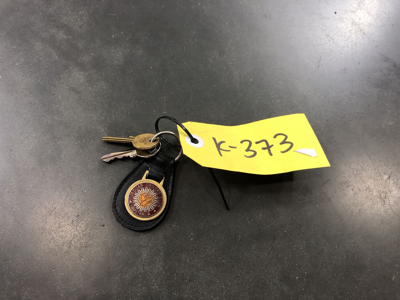 Australia: 2005 WWII Service to Australia 60th Anniv. medal