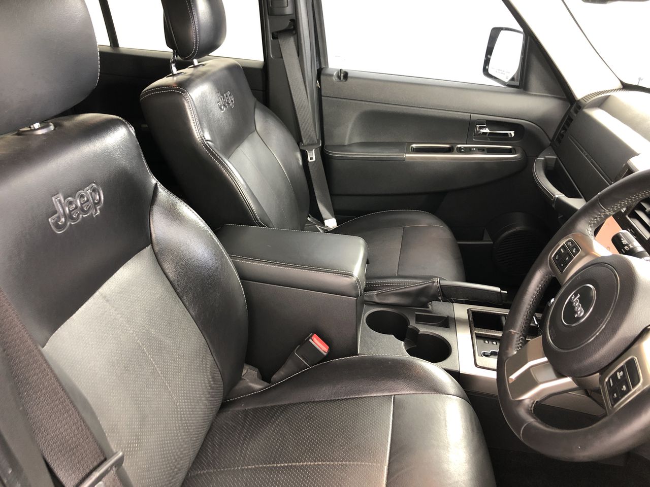 2025 Smart Watch For Men/Women Waterproof Bluetooth iPhone Samsung