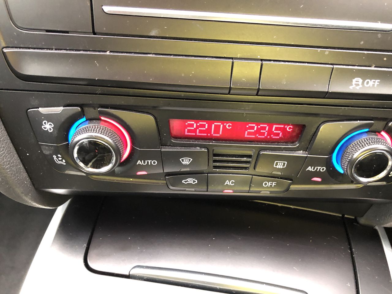 1966 Australia silver 50 cents in box UNC x 2 & 1 Gram Germania Silver bar