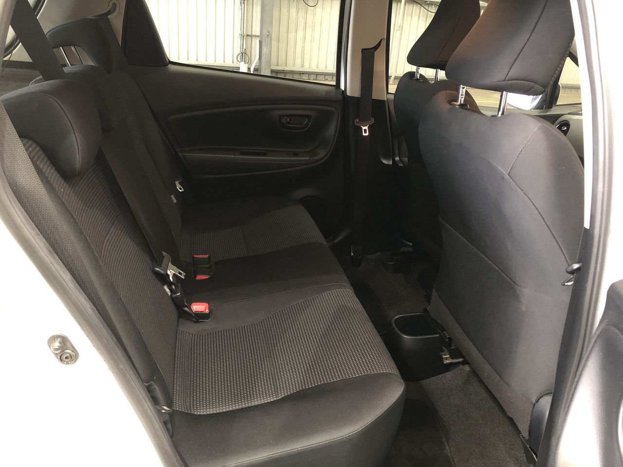 Pack of DESIGN HOUSE 189662-ORB Overlay Hinges for Kitchen Cabinets Oil Rub