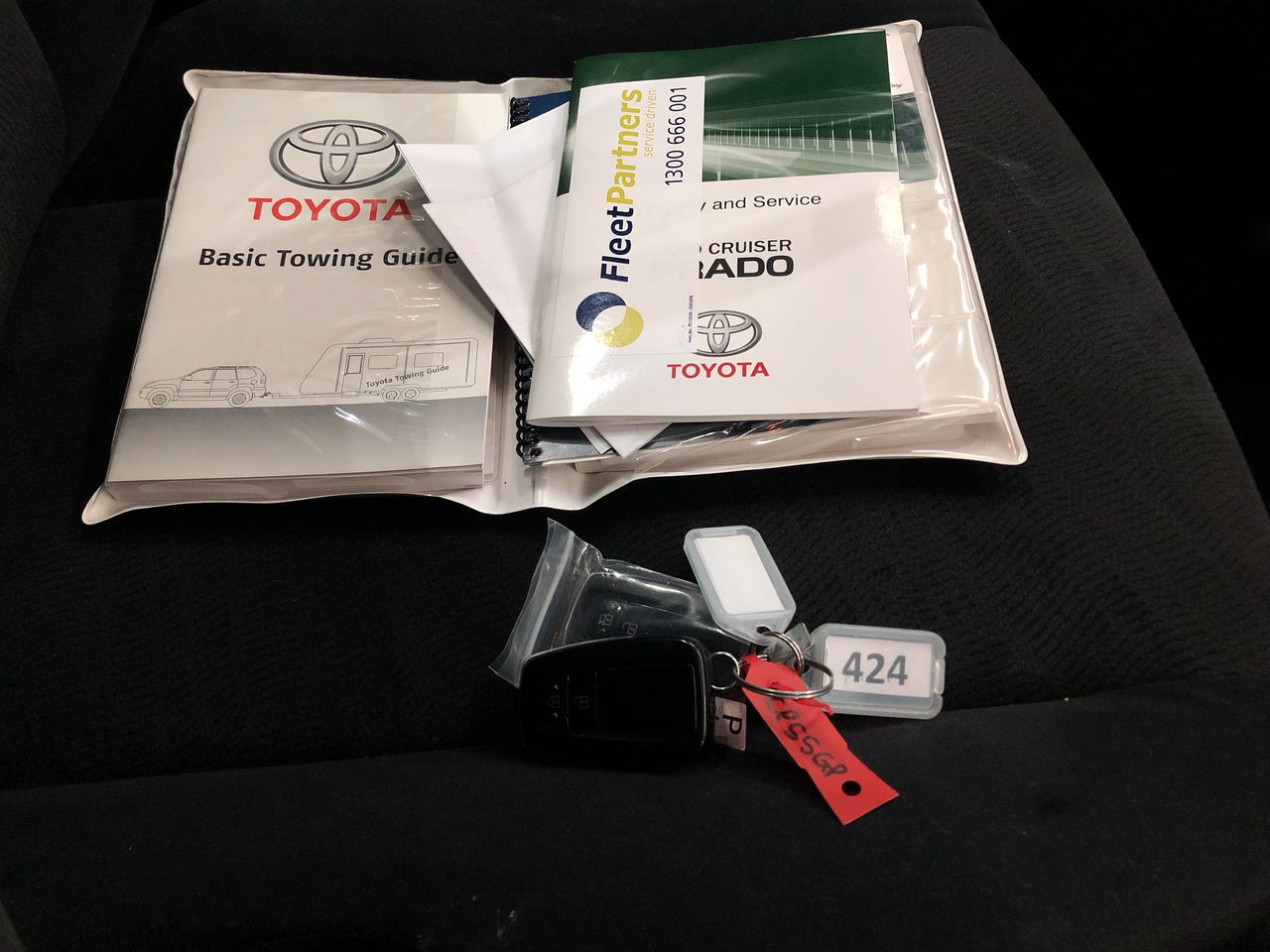 By The Vineyard Mixed Pack Pinot Grigio & Chardonnay (12x 750mL). SEA.