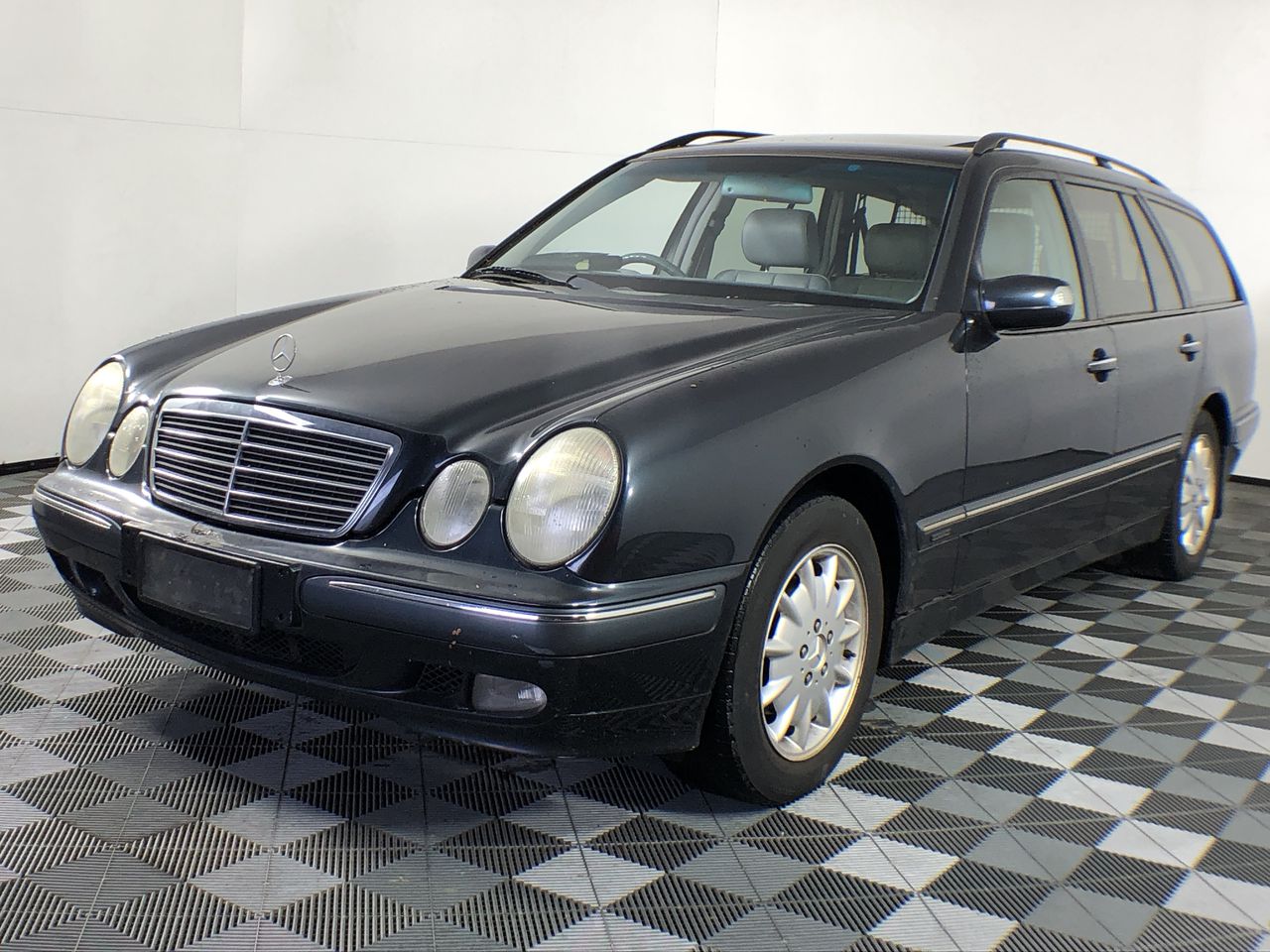 Peter Lehmann Cellar Archives Shiraz 2017 (12x 750mL), Barossa.