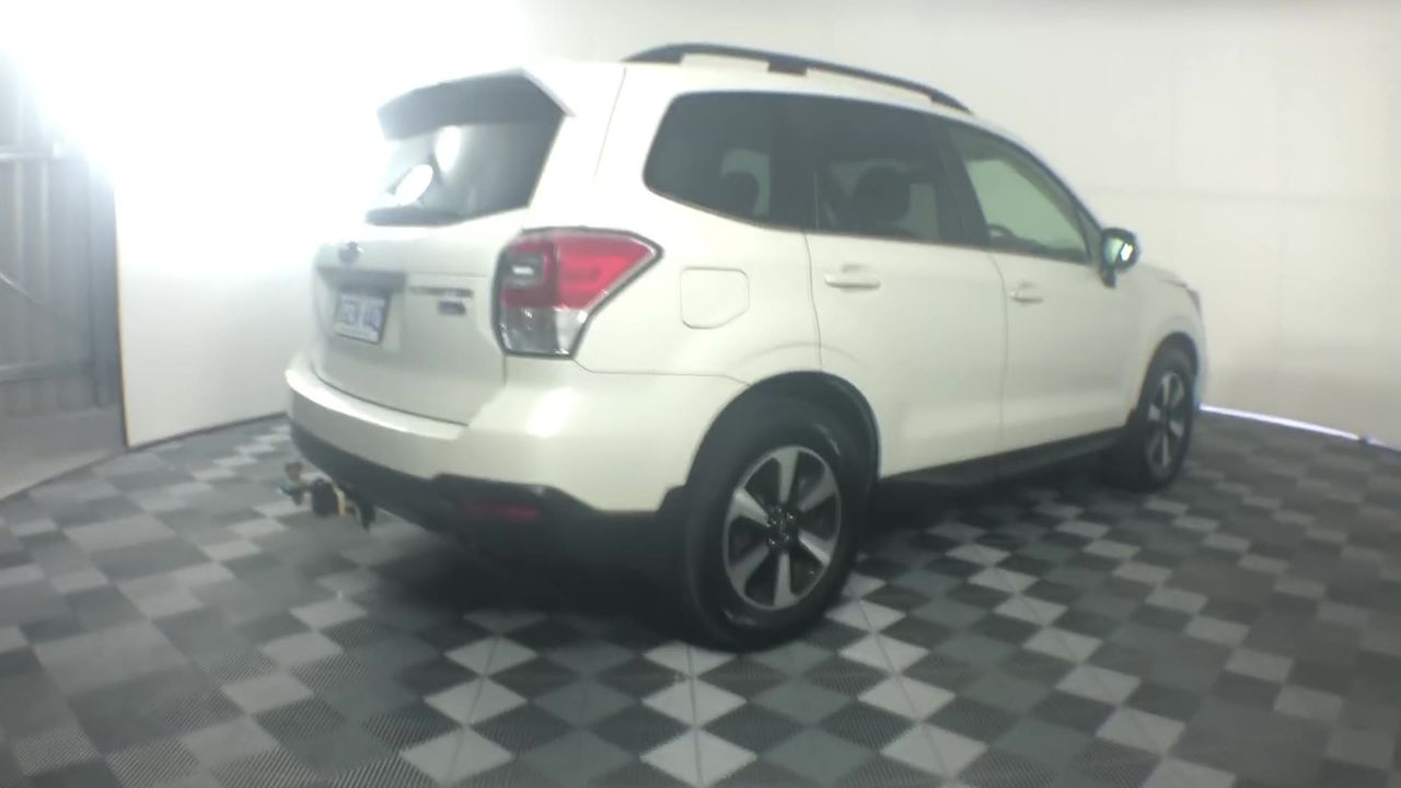 Tread Softly 'Forever Young' Sauvignon Blanc 2023 (6x 750mL) SA