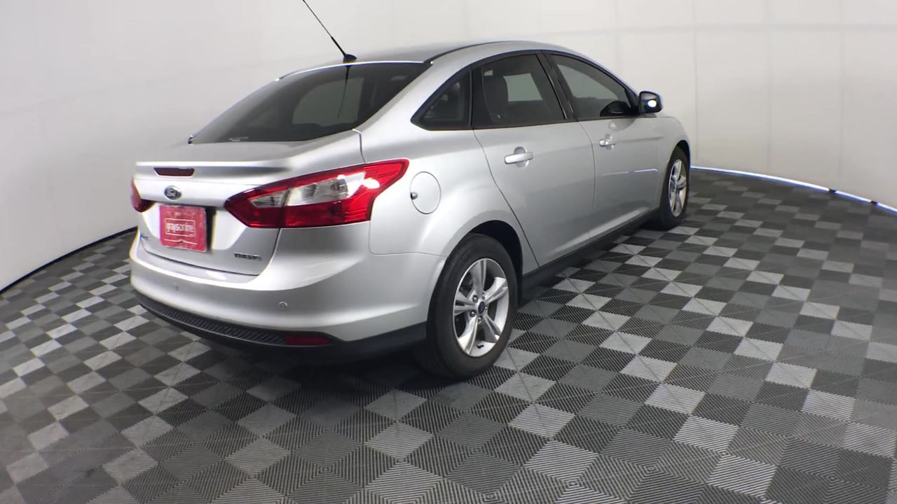 2022 Queen Elizabeth Platinum Jubilee Gold plated Medallion