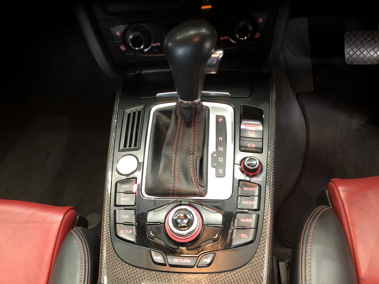 BISSELL/Shark Mixed Brand and Model Vacuum Cleaners and Parts