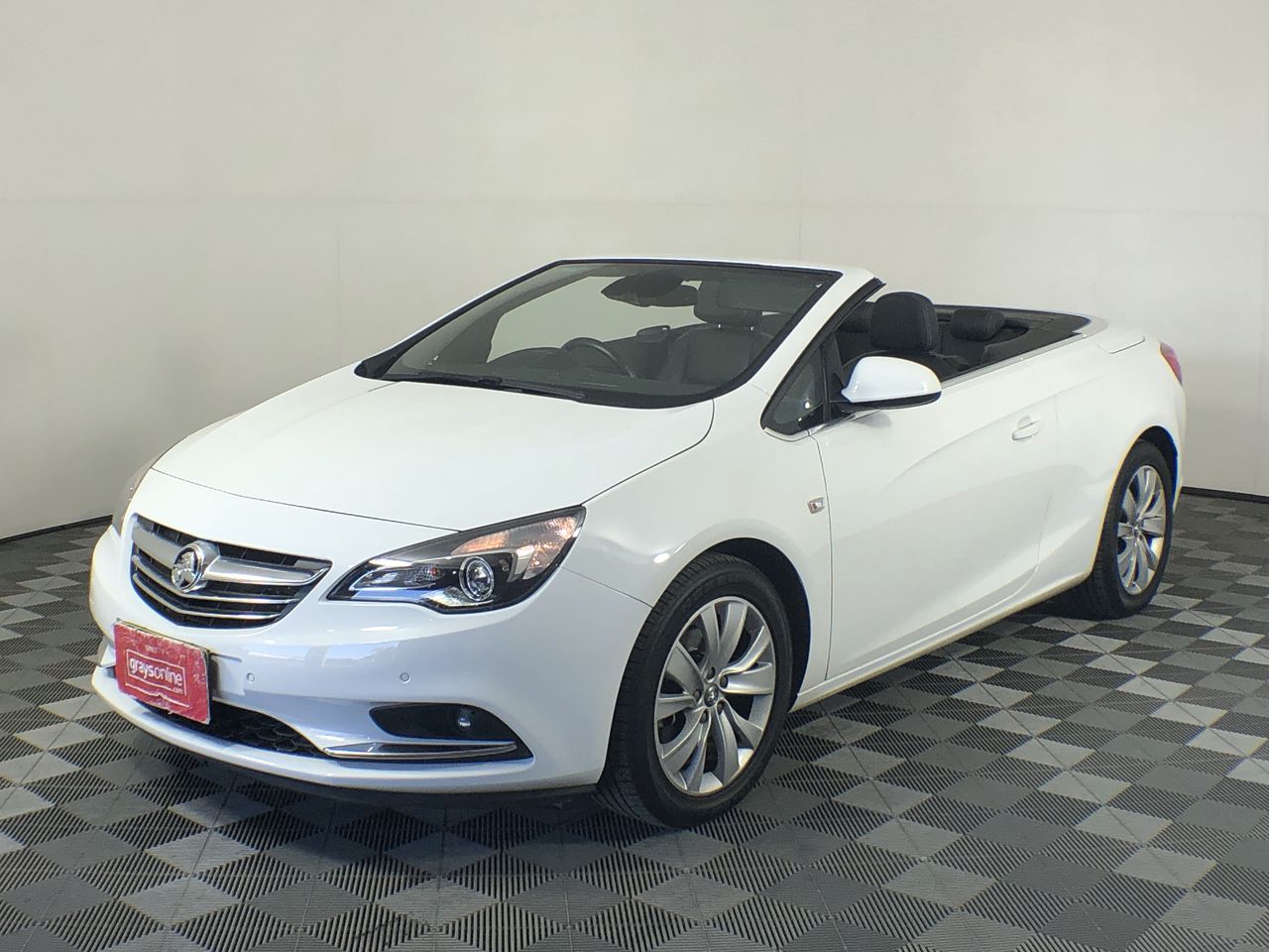 Portable Toilet - Fresh Water Flush - Burleigh Heads