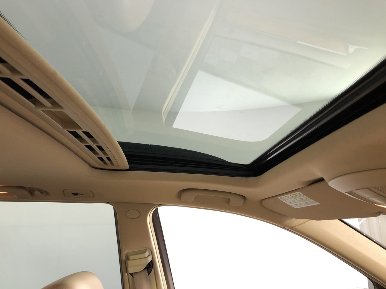 1/100 Scottdale x 2, 1 gram Valcumbi silver bars x 2 & 1 Kilo Copper Bar