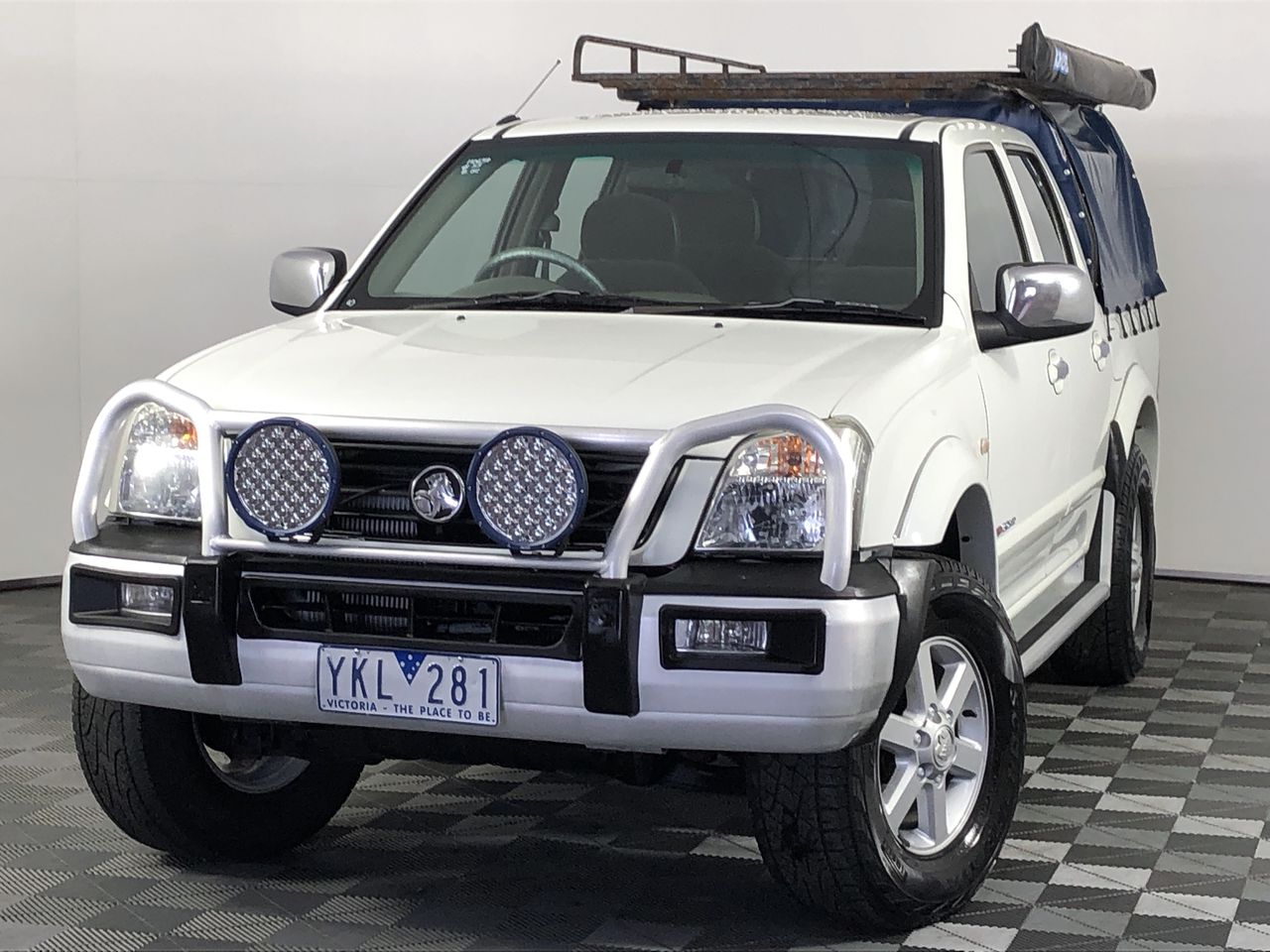 6.34 carats Star Sapphire from Madagascar certified