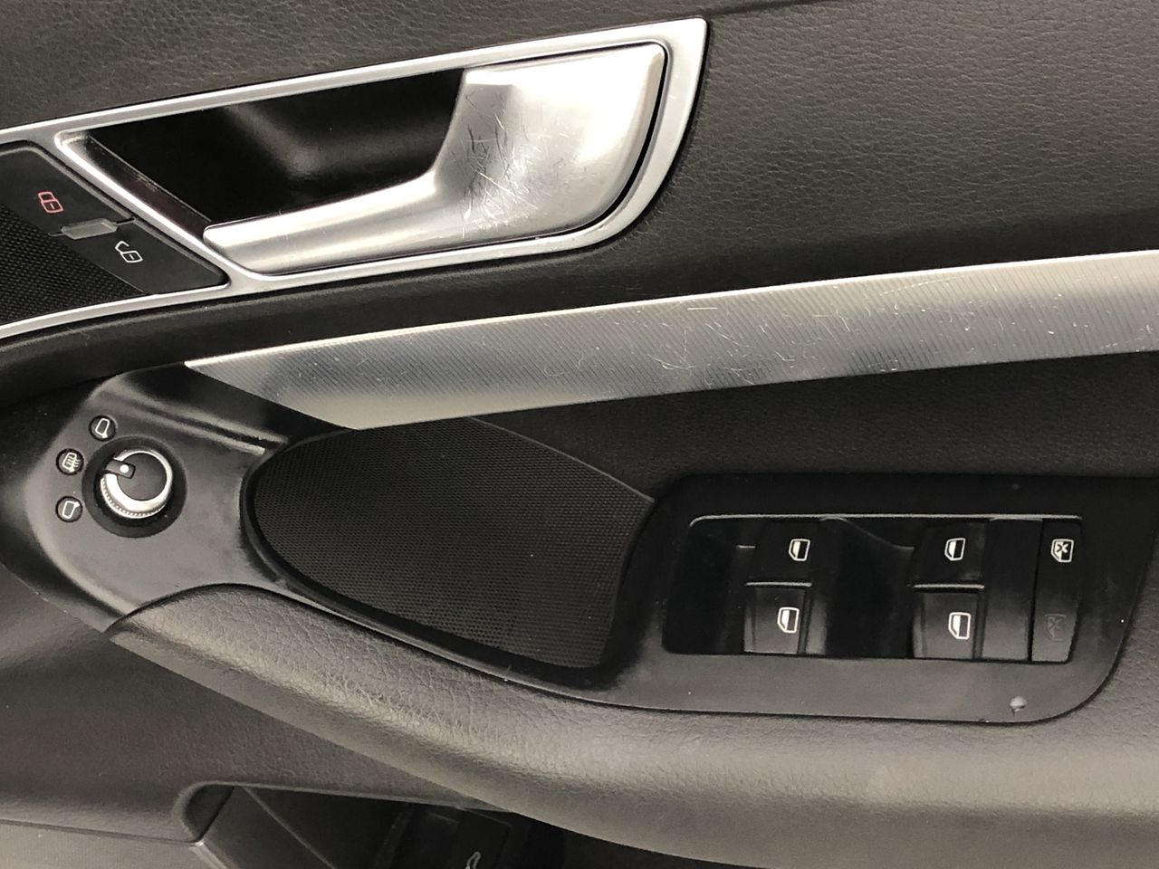 4 Carat round 4 white diamond each CVD Uncertified