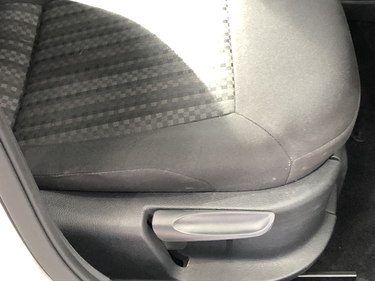 Rhodium Plated Men's Band Ring (6mm) - US Size 10