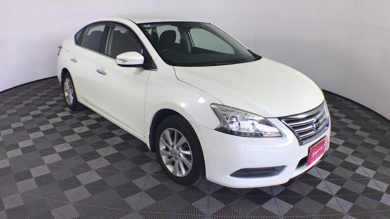 The Hero `Preservative Free` Pinot Noir 2023 (6x 750mL) SA