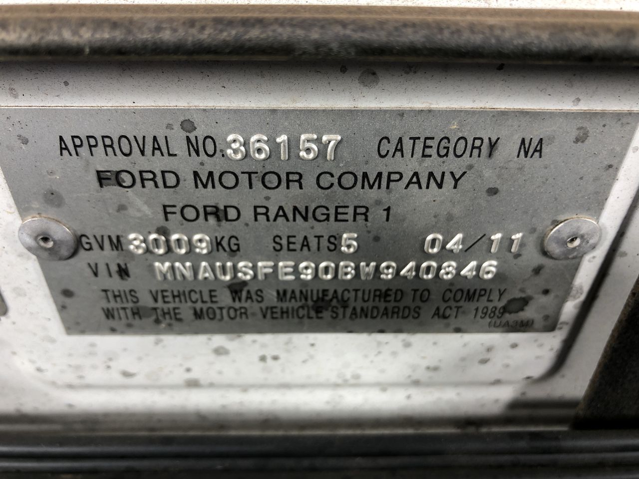 Lenove V330-151KB Laptop i7-8550U 4GBRAM 128GB Black