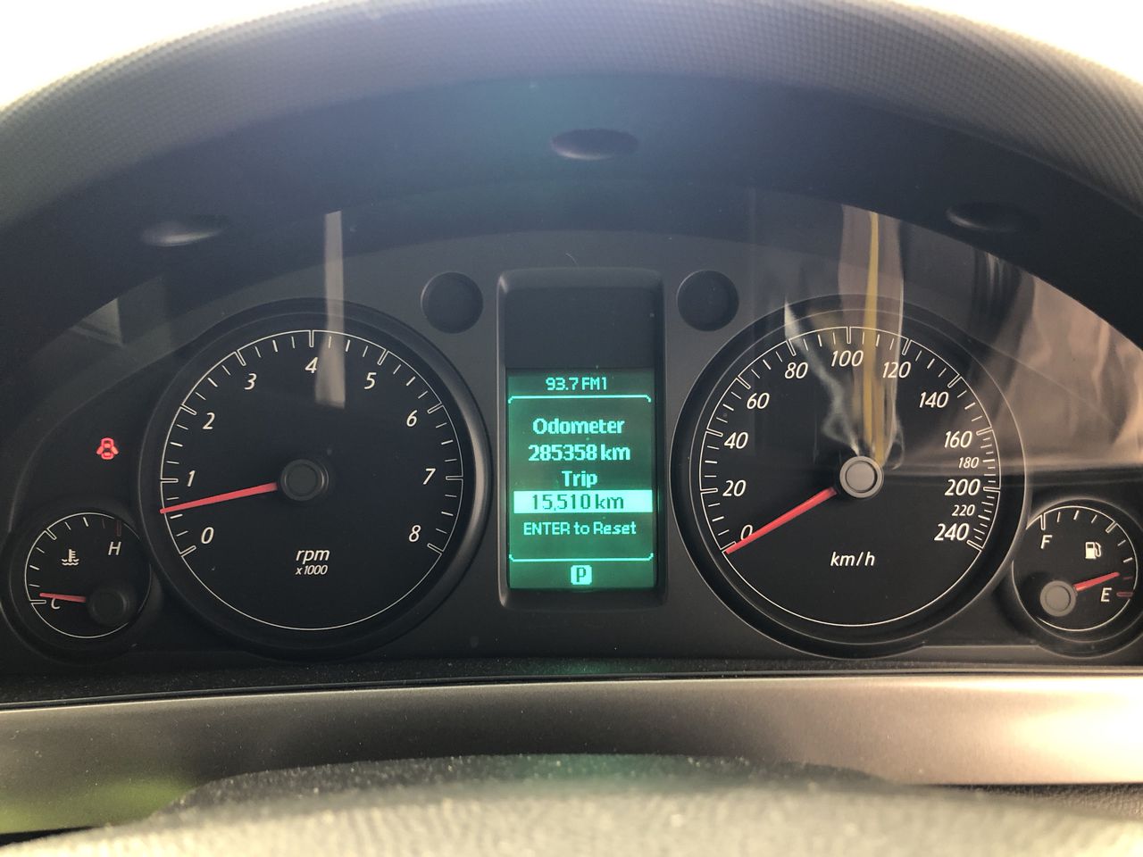 Unknown Brand Digital Signage Dispenser - New Unboxing