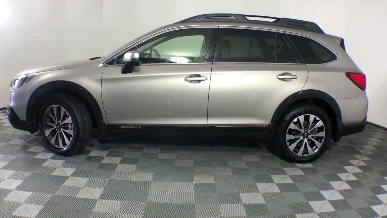 0.13ct Round Cut GRA Certified Moissanite 925 Silver Plane Ring