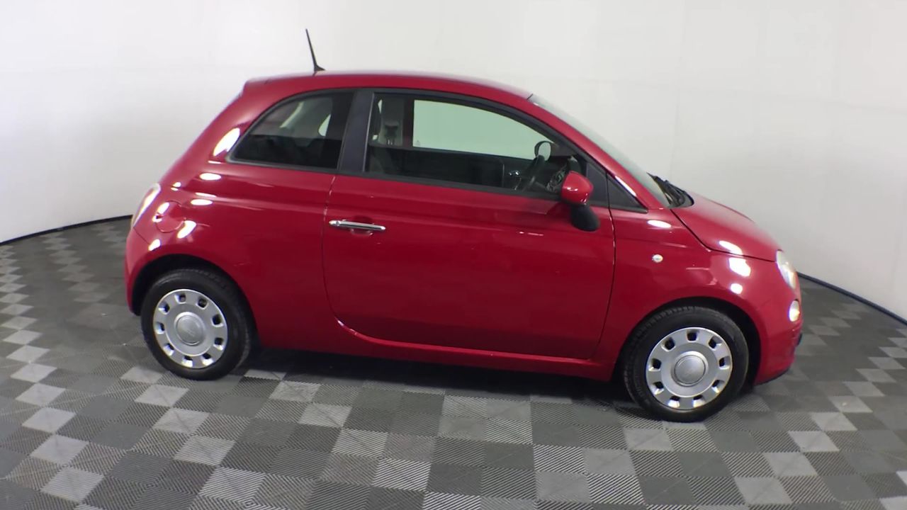 BUNDLE of 2 items: IRWIN Red Danger Flags (12" × 12") + DEWALT DWH052K-XJ H