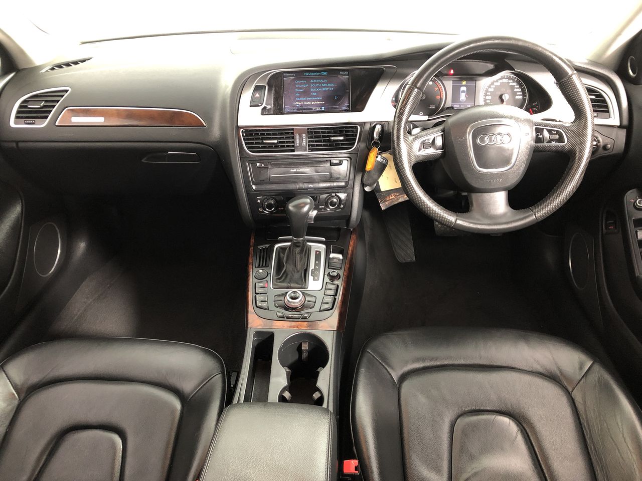 International Mixed Red & White Pack (12x 750mL) Multi Regional