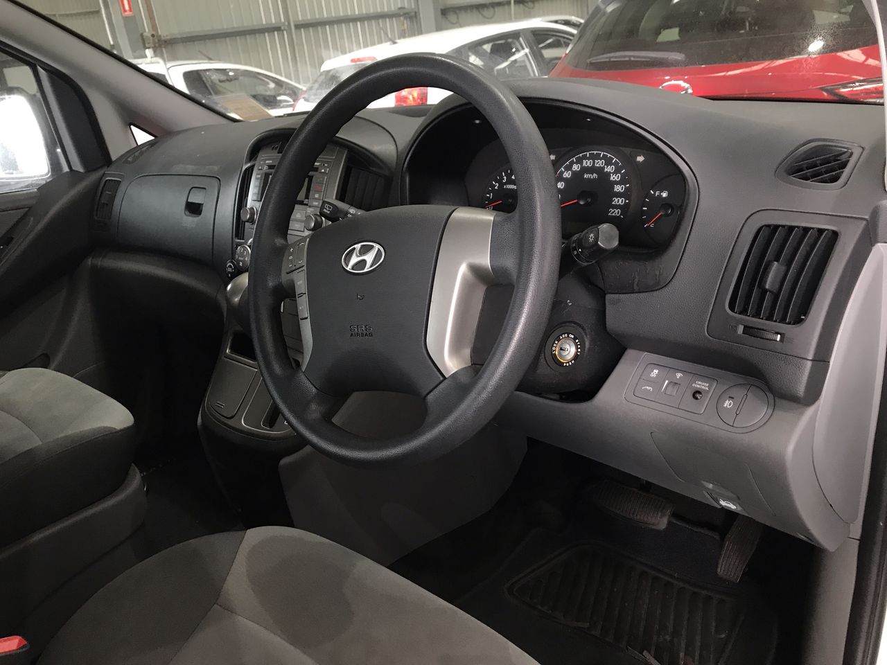 The Bowler Cleanskin Moscato 2024 (12x 750mL) SA