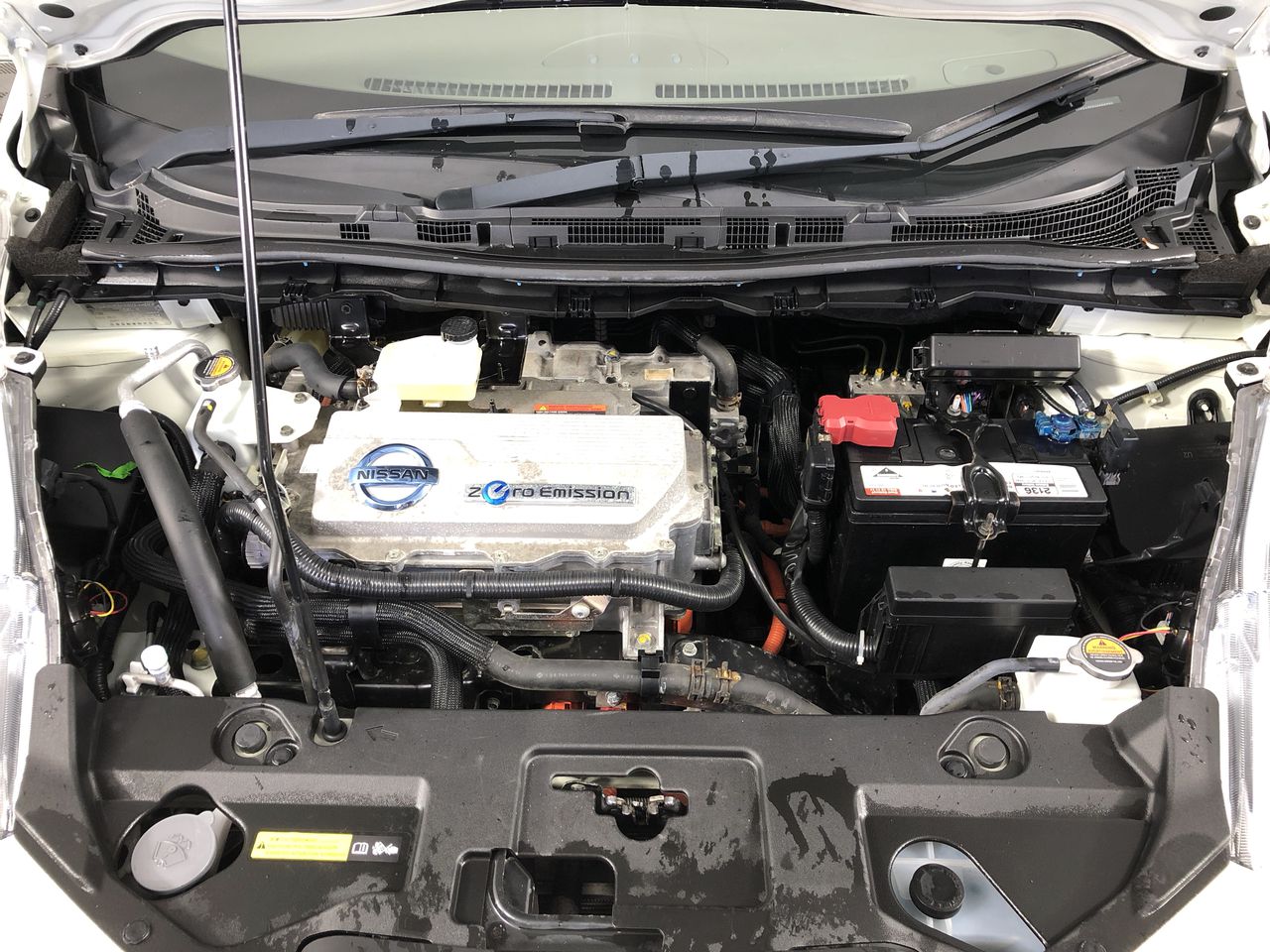 Mixed Aussie Whites Pack #1 (12x 750mL), Multi-Region.